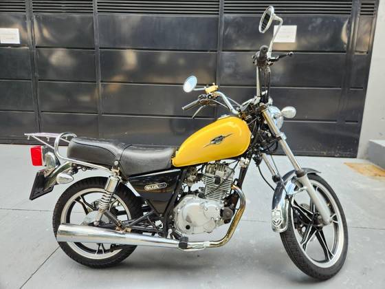 SUZUKI INTRUDER 125 